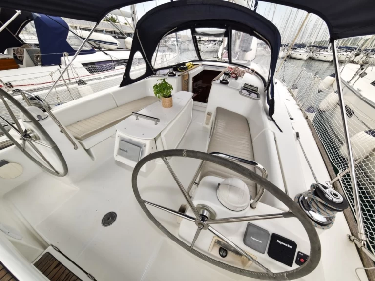 Segelboot mieten in Sukošan zum besten Preis