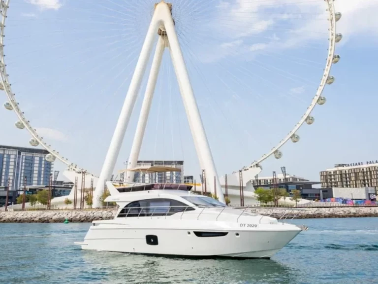 Vermietung Motorboot Uno mit Führerschein