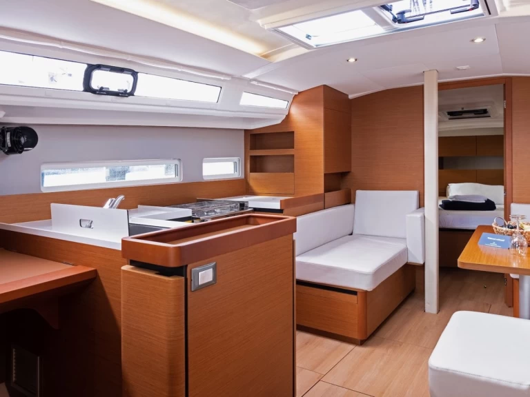 Jeanneau Sun Odyssey 410 mieten Split