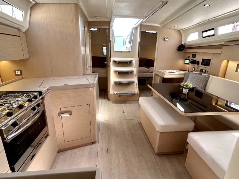 Vermietung Segelboot Bénéteau mit Führerschein