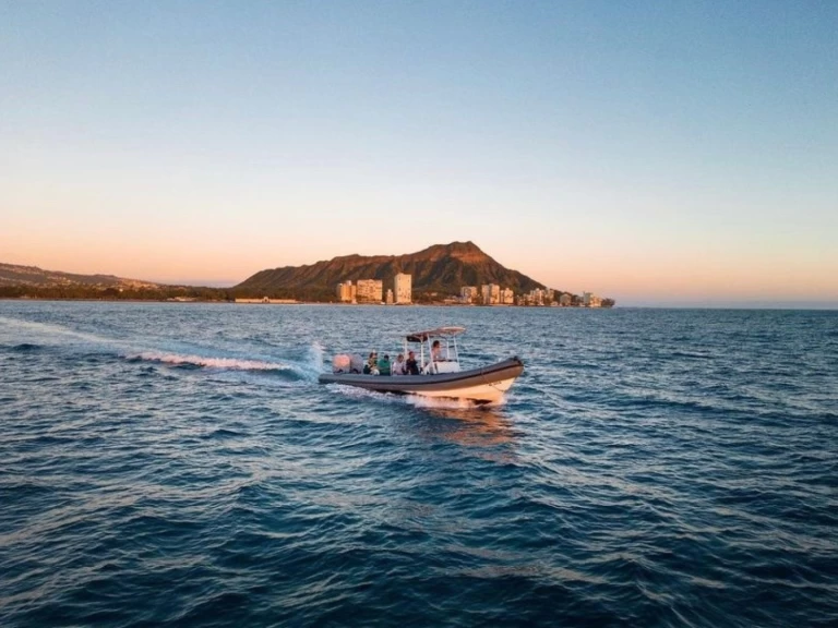 Schlauchboot mieten in Honolulu - Optimal 32ft