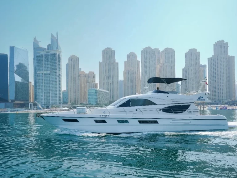 Boot mieten Dubai Marina günstig 66 FEET