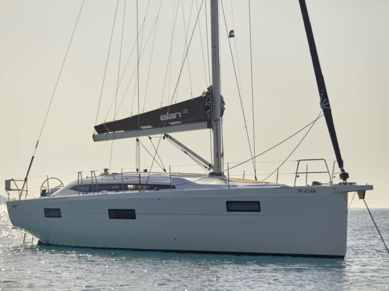 Segelboot mit oder ohne Skipper Elan mieten in Pirovac