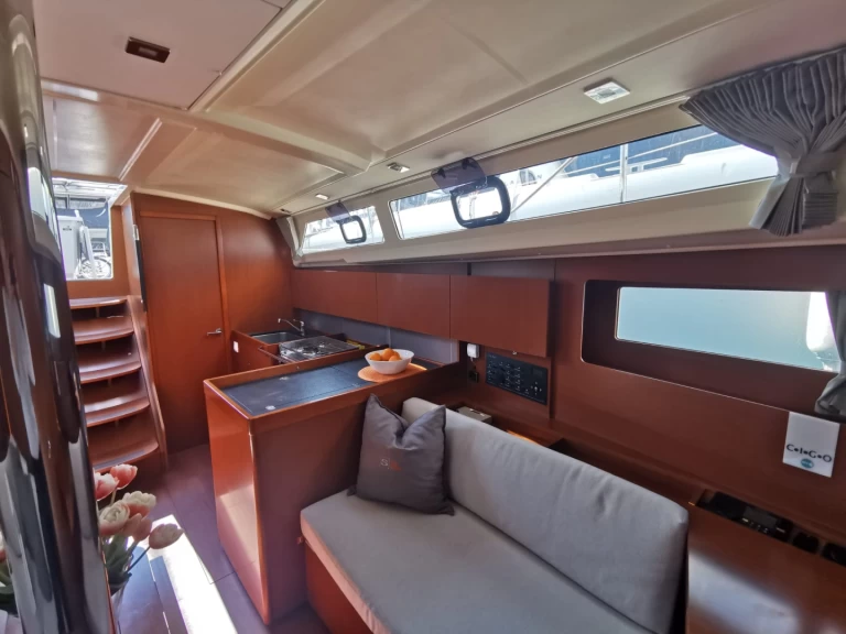 YachtCharter in Rogoznica - Bénéteau Oceanis 41.1 auf SamBoat