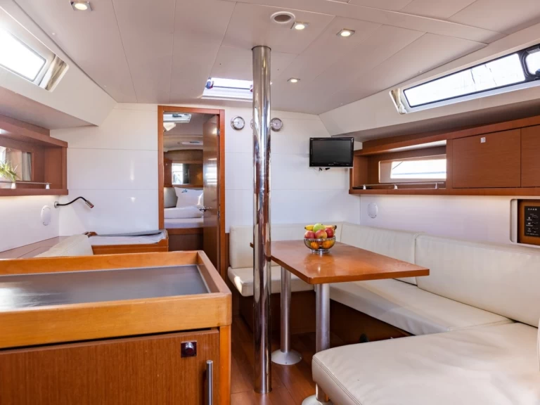 Bénéteau Oceanis 41.1 mieten Punat