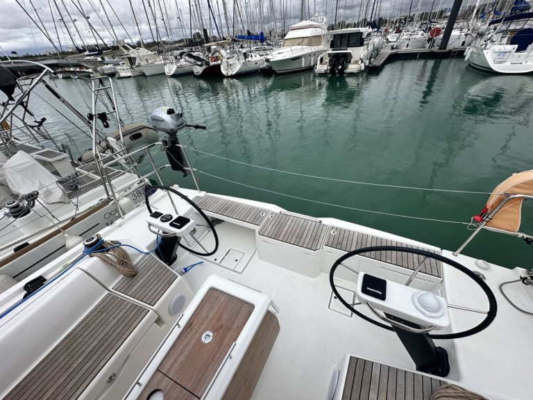 Ein Dufour Dufour 390 mieten in La Rochelle