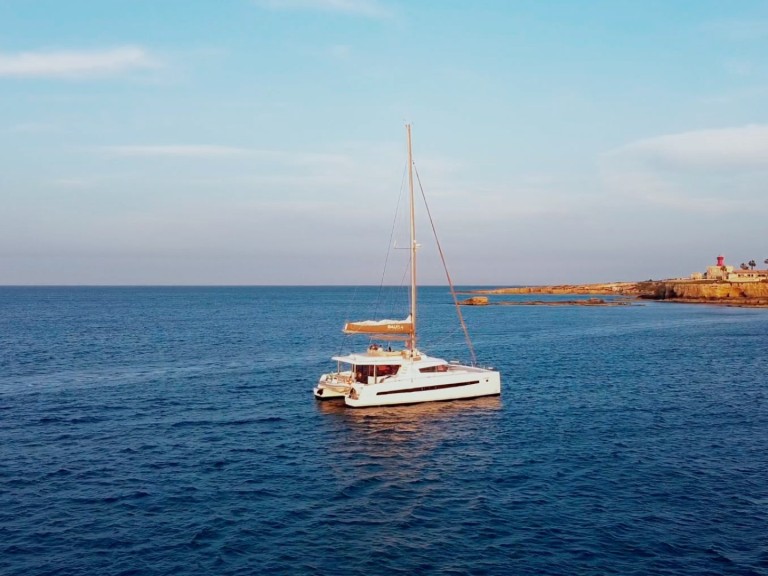 Ein Bali Catamarans Bali 5.4 mieten in Capo d'Orlando