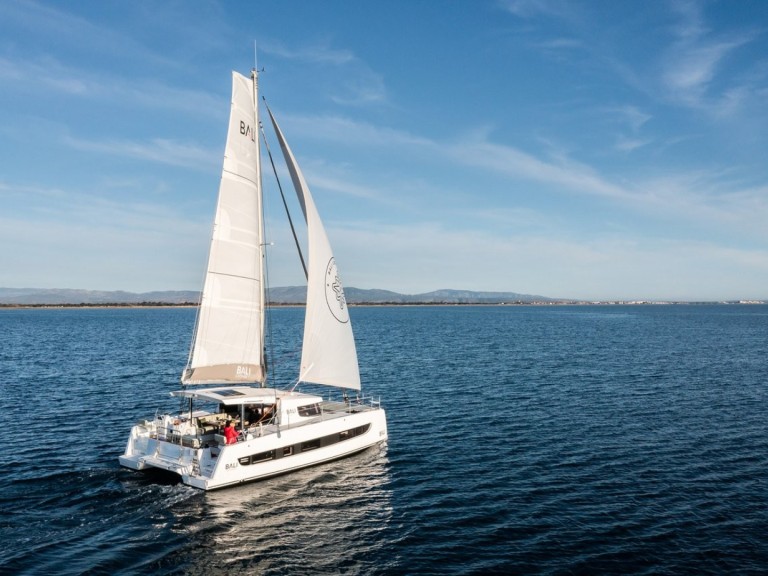 Vermietung Katamaran Bali Catamarans mit Führerschein