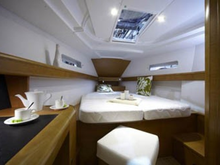 Jeanneau Sun Odyssey 439 mieten Raiatea Island