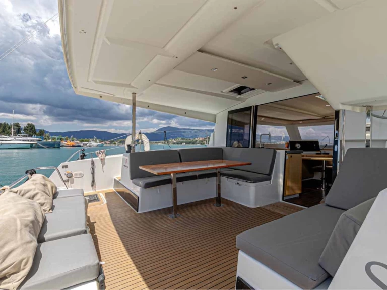 YachtCharter in Gouviá - Fountaine Pajot Lucia 40 auf SamBoat