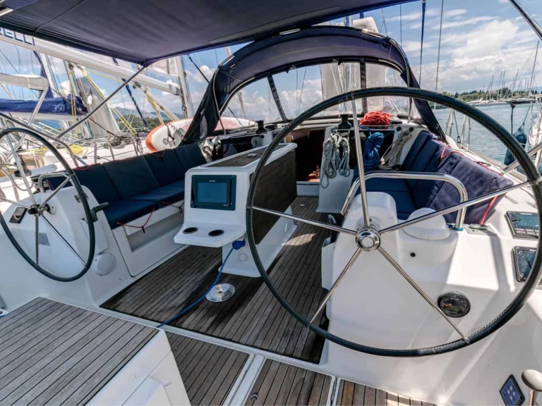 YachtCharter in Gouviá - Dufour Dufour 412 auf SamBoat