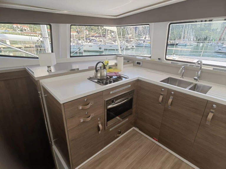 Bootsverleih Bali Bali 4.4 Komolac Samboat