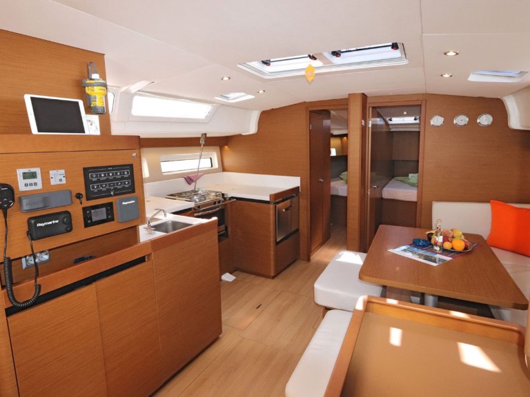 Jeanneau Sun Odyssey 490 mieten Níkiti