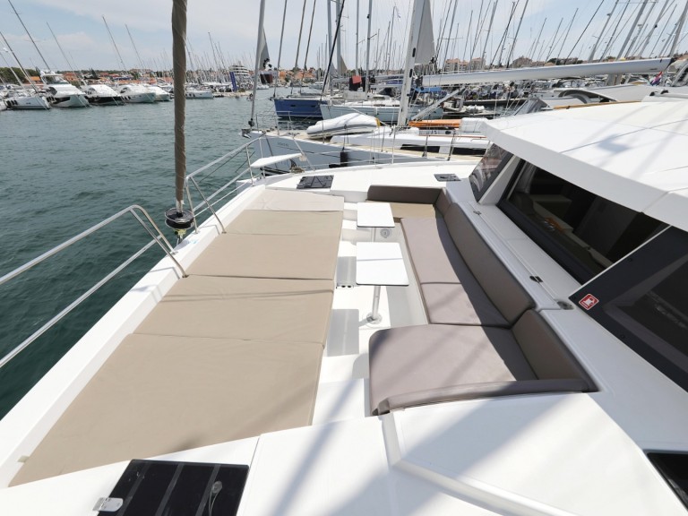 Bootsverleih Bali Catamarans Bali 4.1 Biograd na Moru Samboat