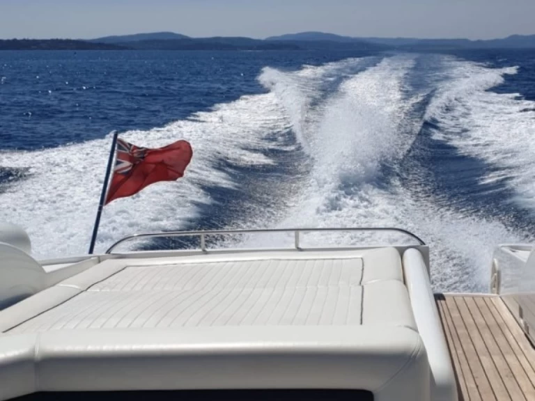 YachtCharter in Sainte-Maxime - Sunseeker Superhawk 48 auf SamBoat