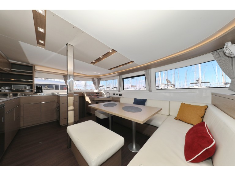 YachtCharter in Sukošan - Lagoon Lagoon 46 auf SamBoat