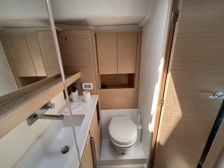 Hanse Hanse 460 - 4 cabine - 2 bagni - 10 posti letto mieten Castiglioncello