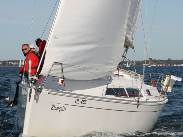 Ein Hanse Hanse 320 mieten in Heiligenhafen