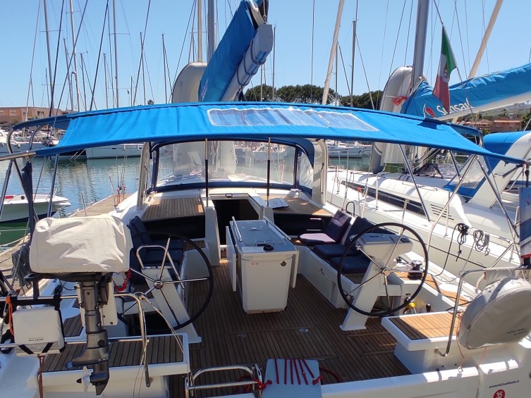 Segelboot mit oder ohne Skipper Bénéteau mieten in Furnari