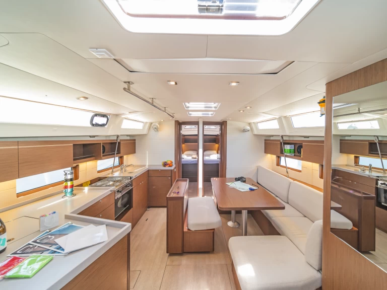 Boot mieten Gouviá günstig Oceanis 46.1