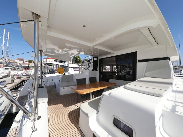 Boot mieten Šibenik günstig Lagoon 42