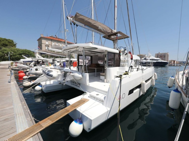 Katamaran mieten in Zadar zum besten Preis