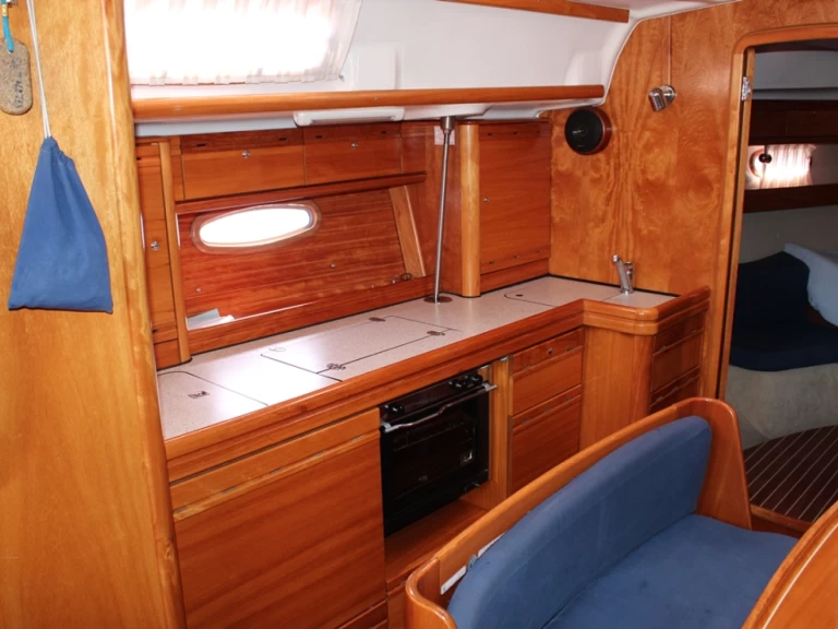 Bootsverleih Bavaria Bavaria 39 Cruiser Vrsar Samboat