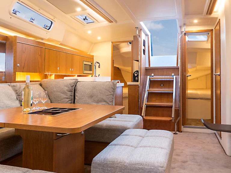 Bootsverleih Hanse Hanse 455 Komolac Samboat