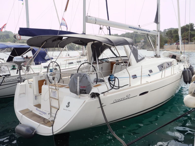 Bénéteau Oceanis 50 Family mieten Rogač