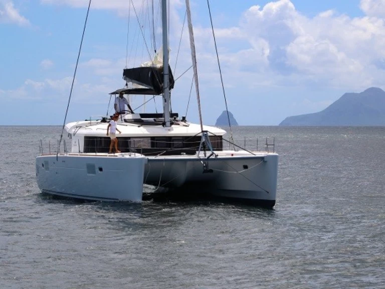 Ein Lagoon Lagoon 450 mieten in Saint Vincent (Island)