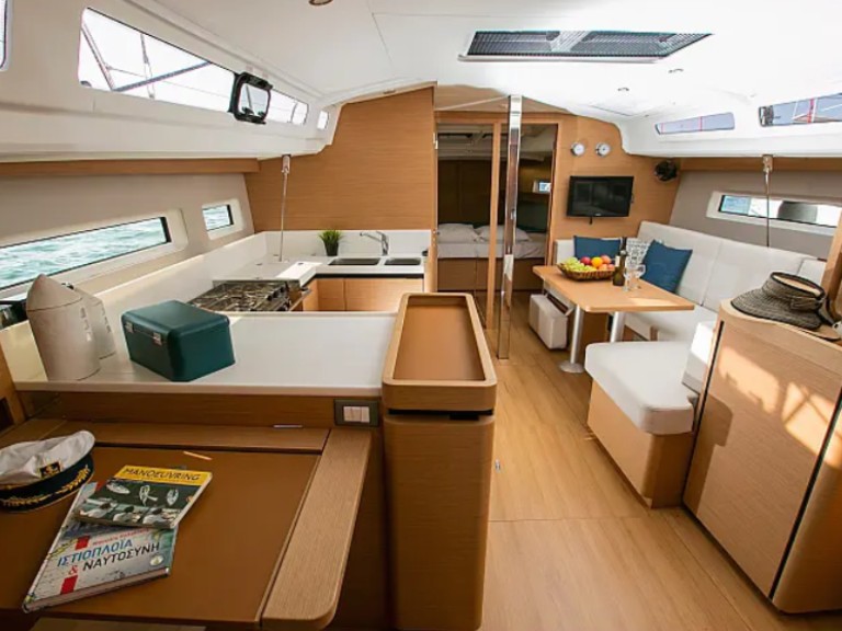 Jeanneau Sun Odyssey 440 mieten Keramotí