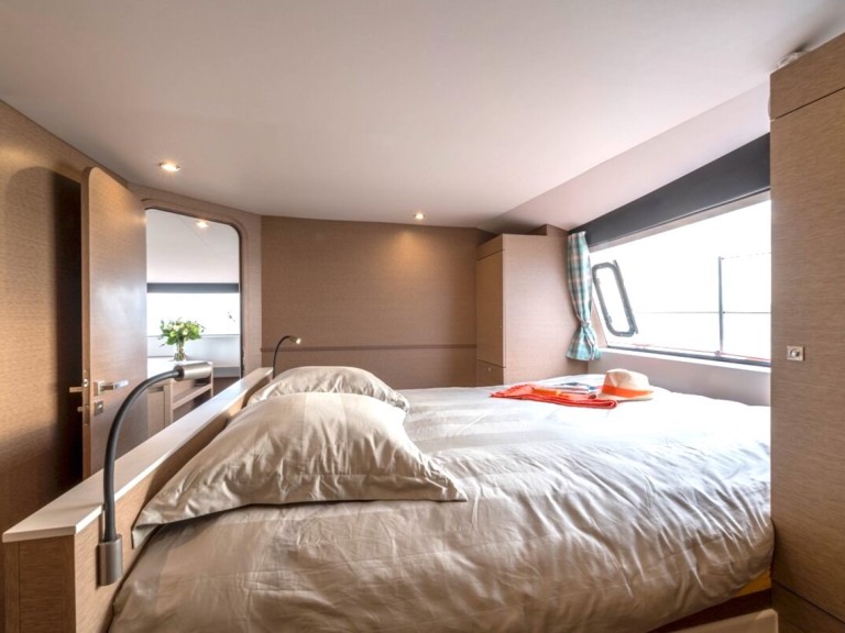 Neel Neel 51 mieten Le Lamentin