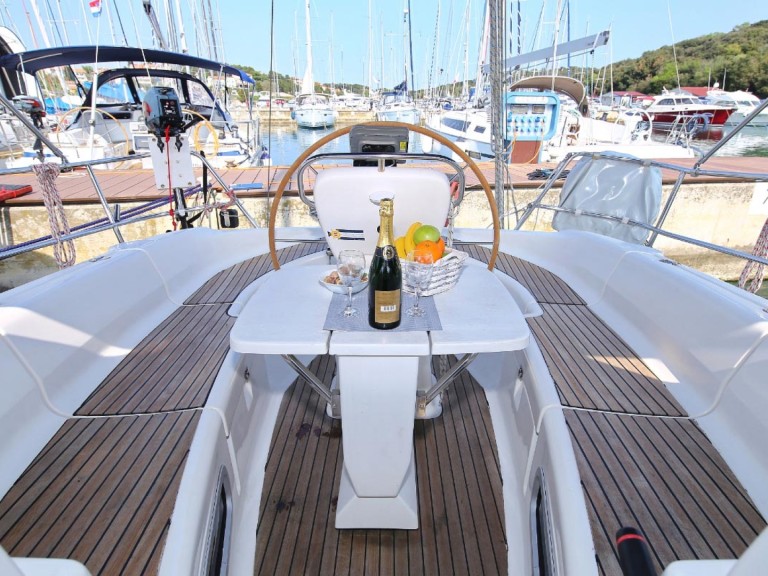 Segelboot mieten in Pula zum besten Preis