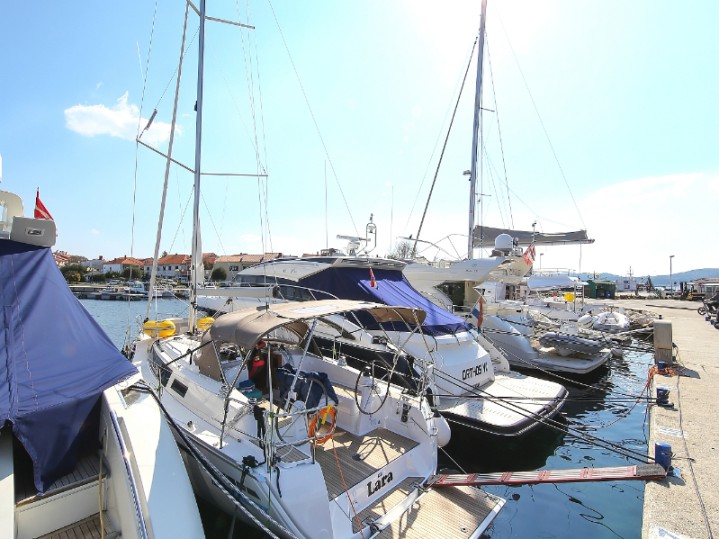 Segelboot mieten in Biograd na Moru - Bavaria Cruiser 34