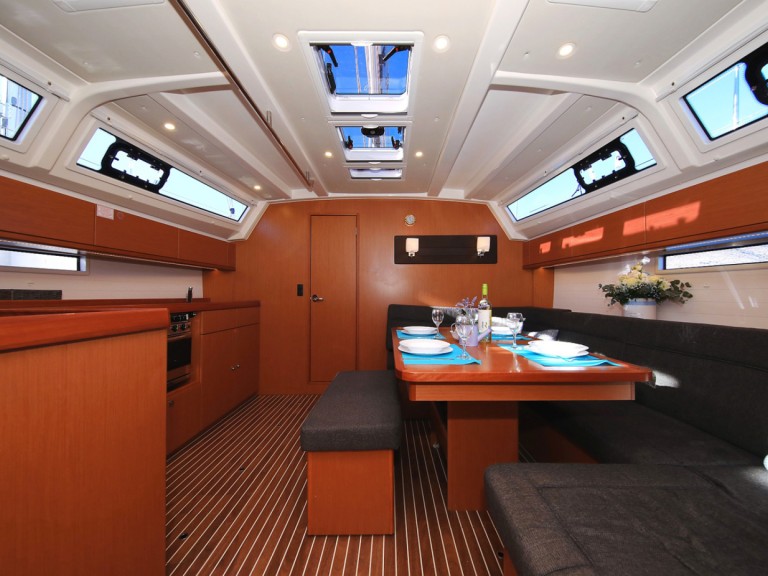 Ein Bavaria Cruiser 46 mieten in Biograd na Moru