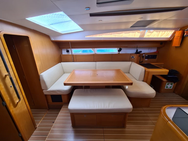 YachtCharter in Rogoznica - Jeanneau Jeanneau 53 auf SamBoat