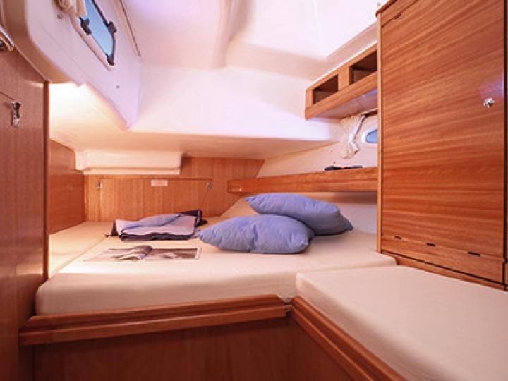 Boot mieten San Miguel De Abona günstig Cruiser 46