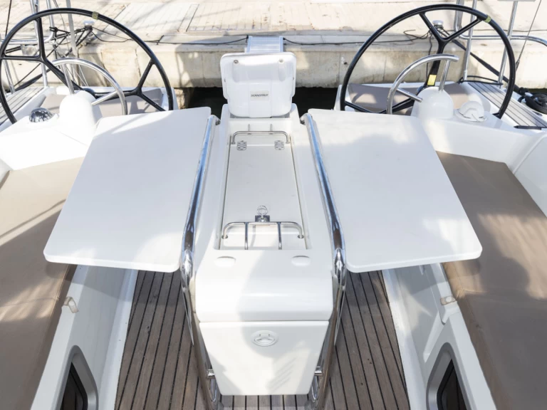 Vermietung Segelboot Jeanneau mit Führerschein