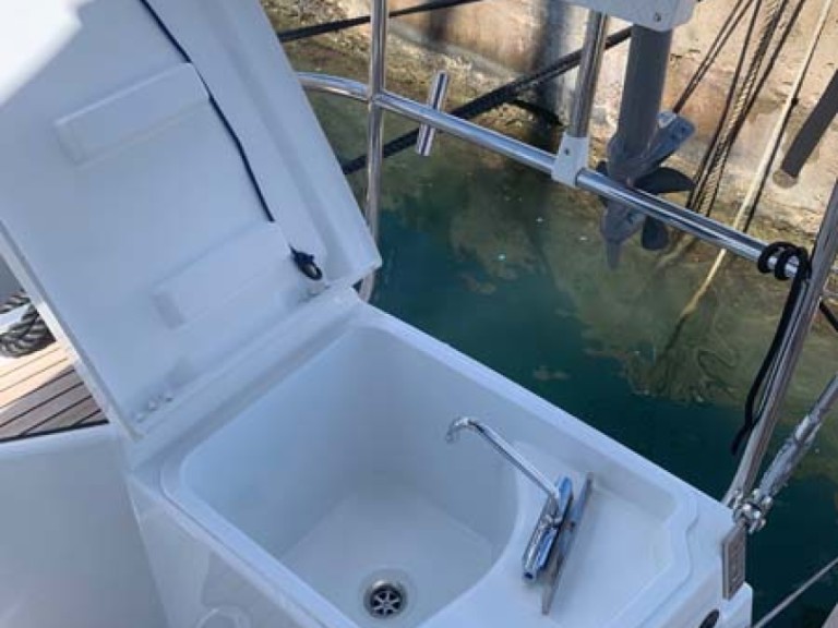 Ein Jeanneau Sun Odyssey 440 mieten in San Miguel De Abona