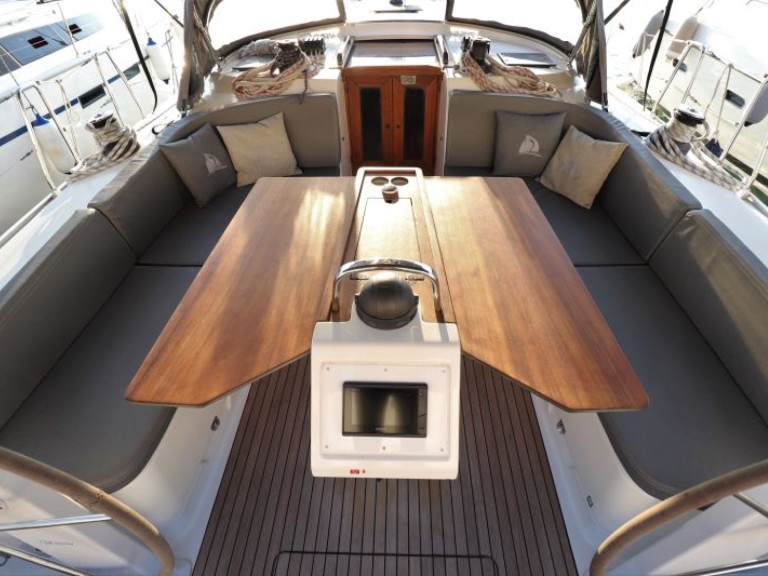 Bavaria Cruiser 46 mieten Castellammare di Stabia