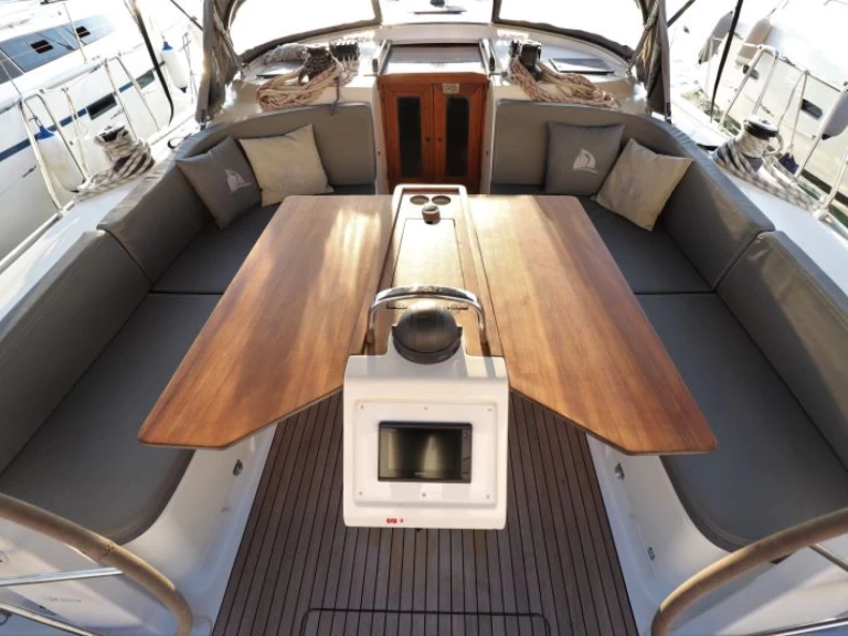 Bavaria Cruiser 46 mieten Castellammare di Stabia