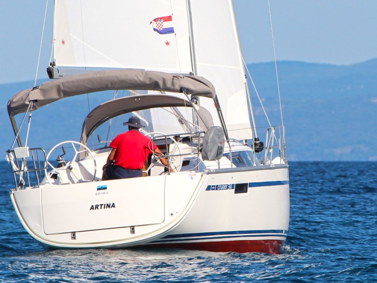 YachtCharter in Split - Bavaria Cruiser 34 auf SamBoat