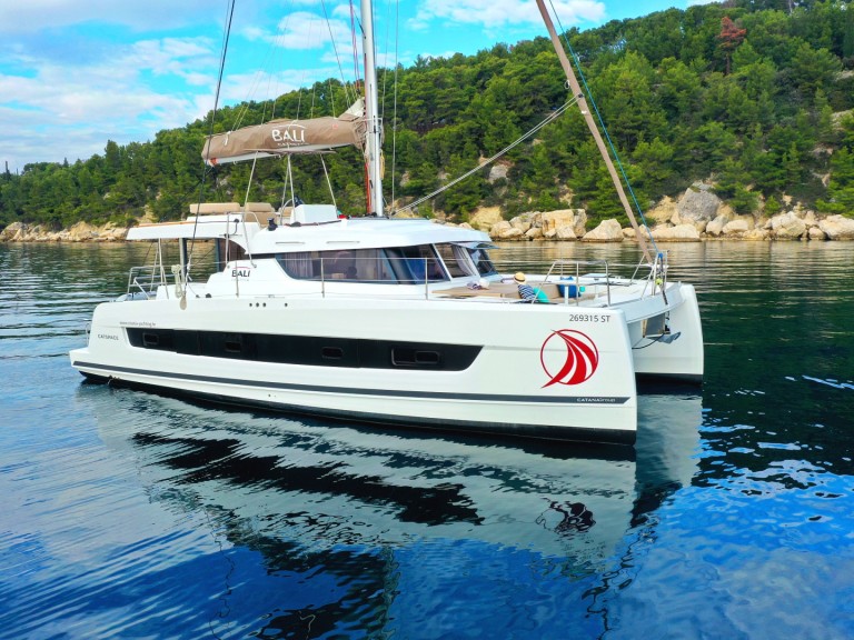 Bootsverleih Bali Catamarans Bali Catspace Voile Kaštela Samboat