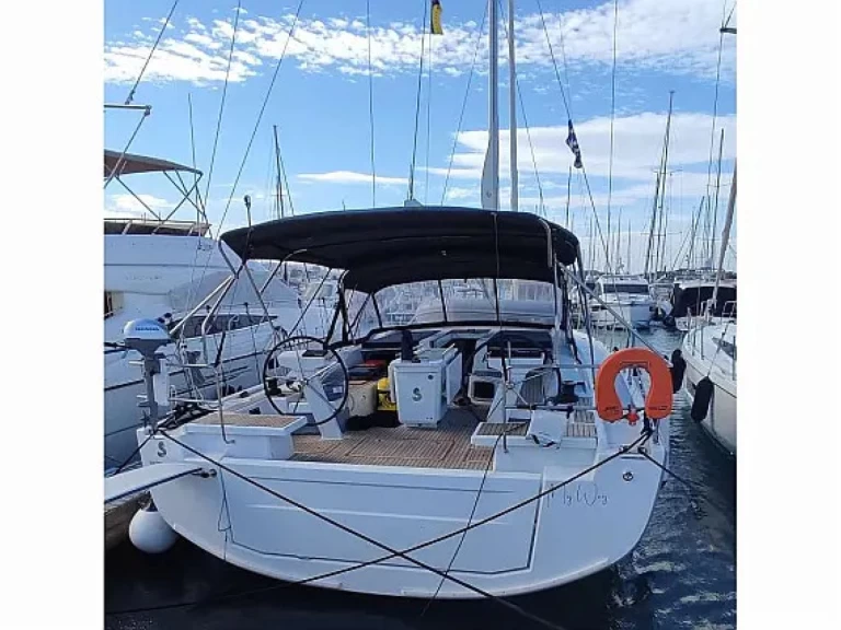 Ein Bénéteau Oceanis 51.1 mieten in Athen