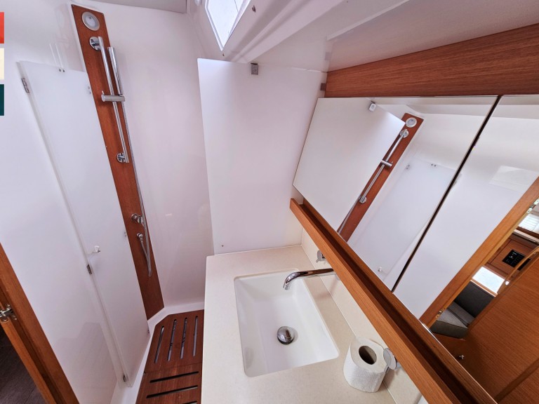 Segelboot mieten in Rogoznica zum besten Preis