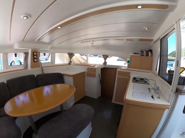 YachtCharter in Fethiye - Lagoon Lagoon 380 auf SamBoat