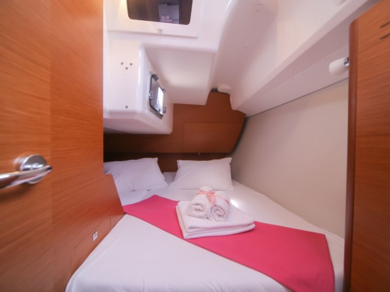 YachtCharter in Zaton - Dufour Dufour 310 auf SamBoat
