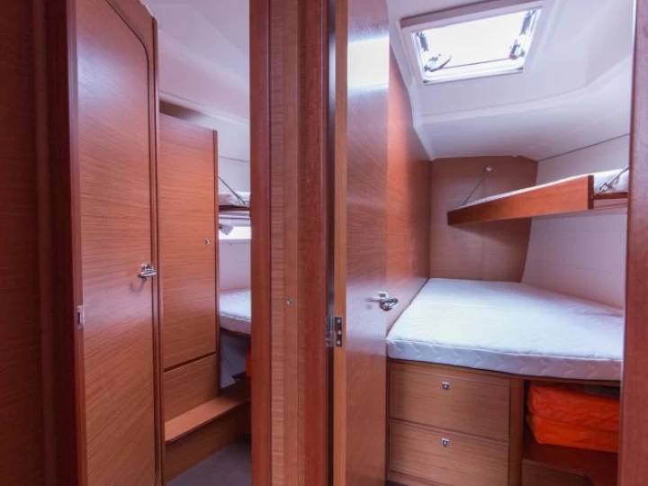 Ein Dufour Dufour 460 Grand Large mieten in Zaton