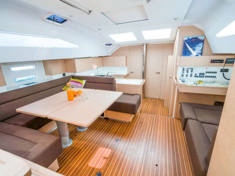 Segelboot mit oder ohne Skipper Elan mieten in Biograd na Moru