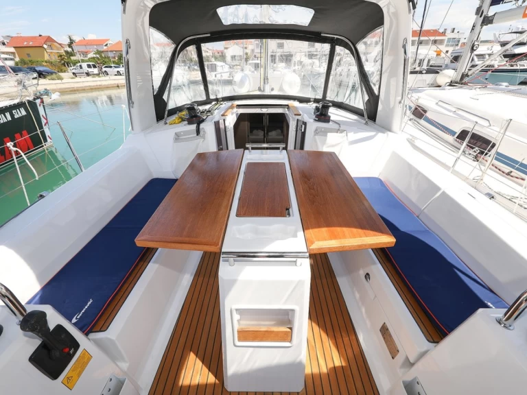 YachtCharter in Biograd na Moru - Bénéteau Oceanis 35.1 auf SamBoat